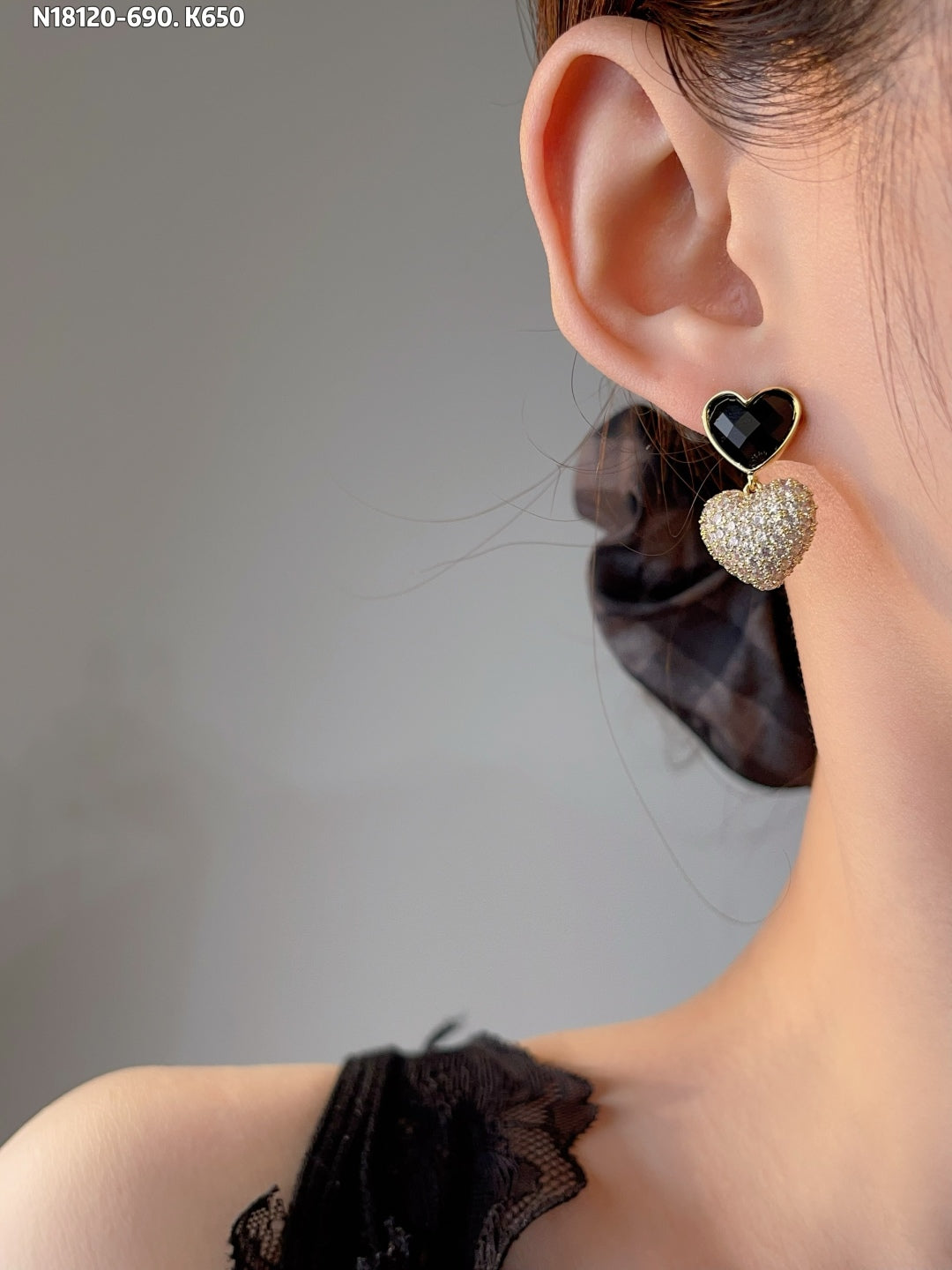 Sparkling heart-shaped earrings