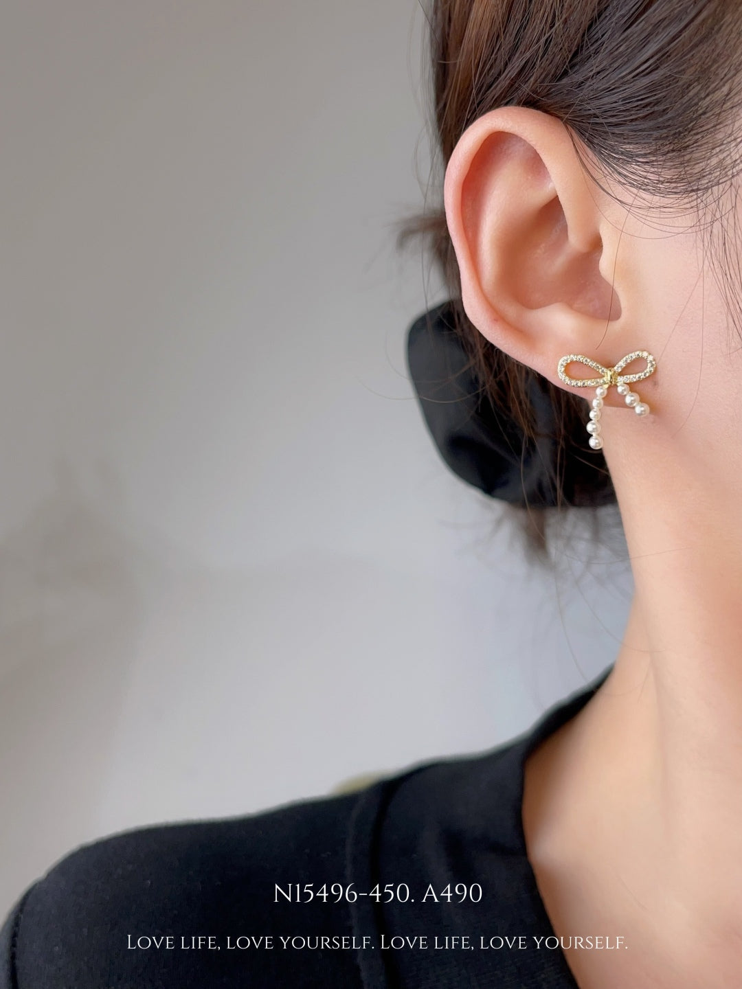 Elegant Pearl Bow Stud Earrings