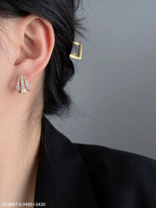 Kitten Claw Ear Nails