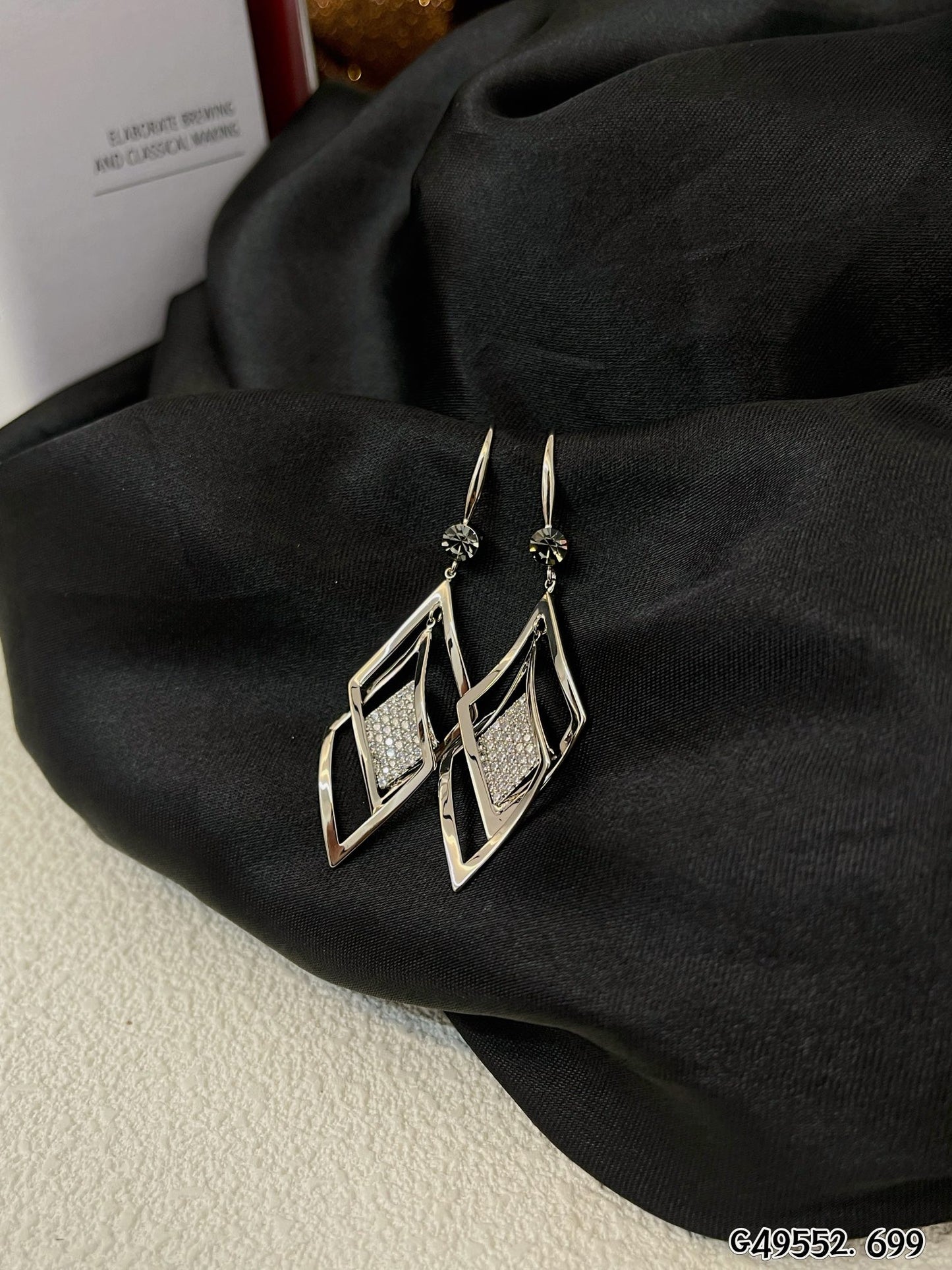 Statement silver geometric earrings 
