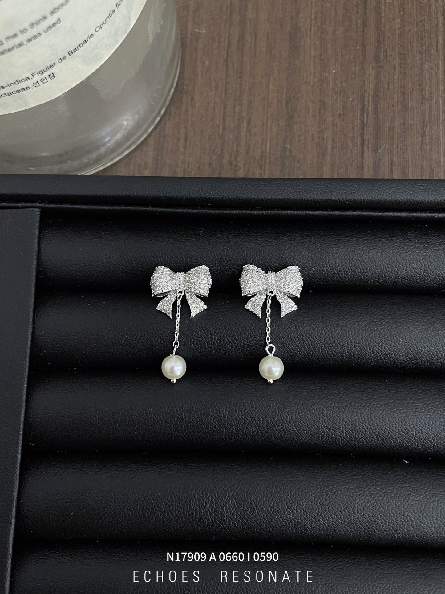 Elegant Pearl Drop Bow Earrings