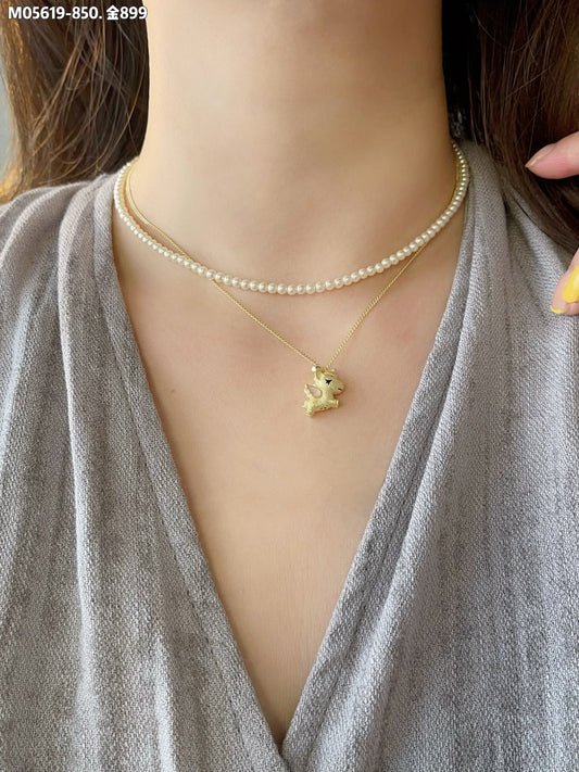 Pearl necklace and cute pony pendant necklace combination